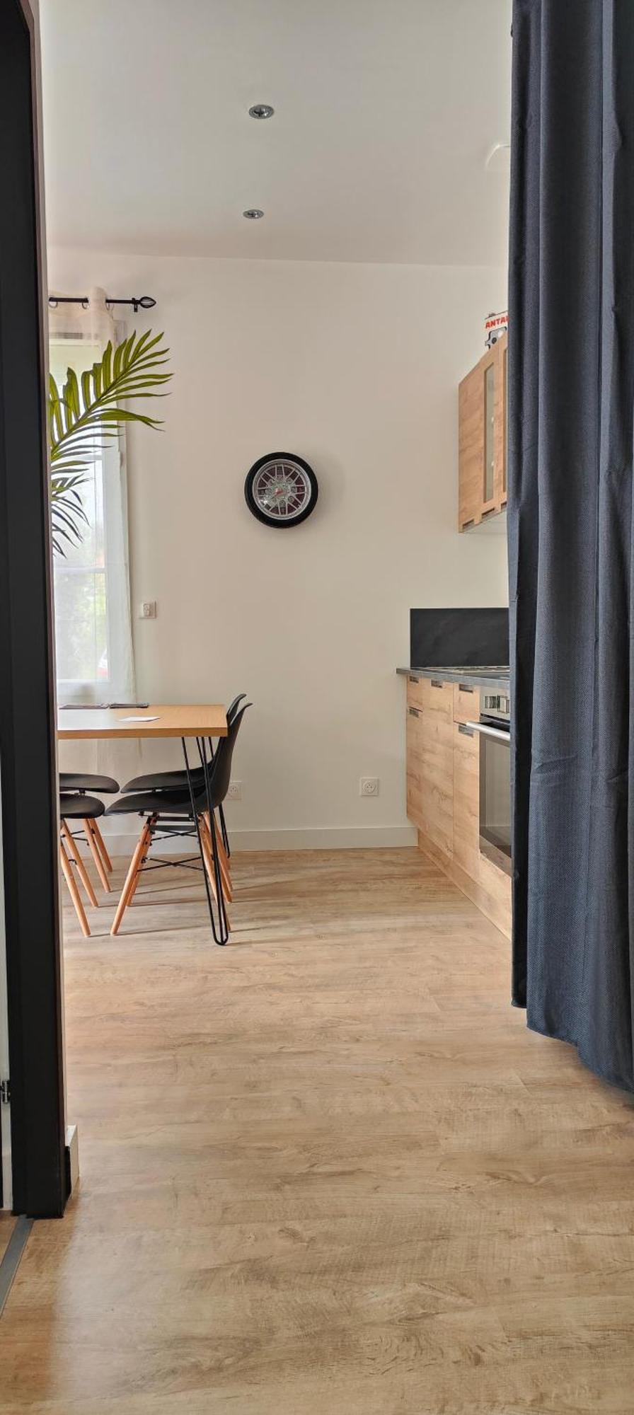 Le Pit-stop - Wifi - Parking Apartment *